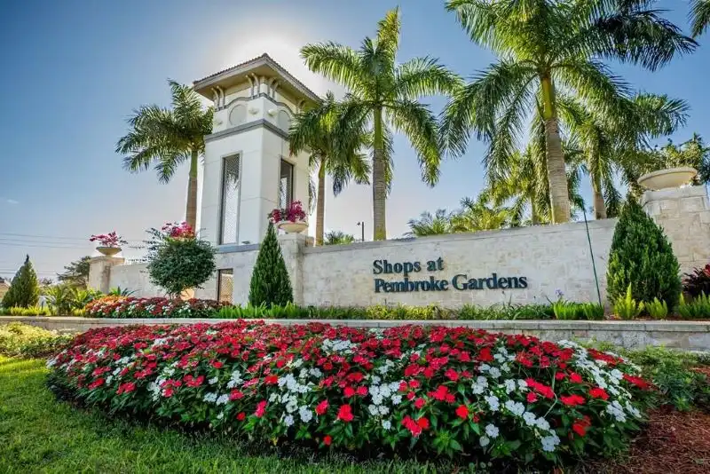 Pembroke Pines Movers